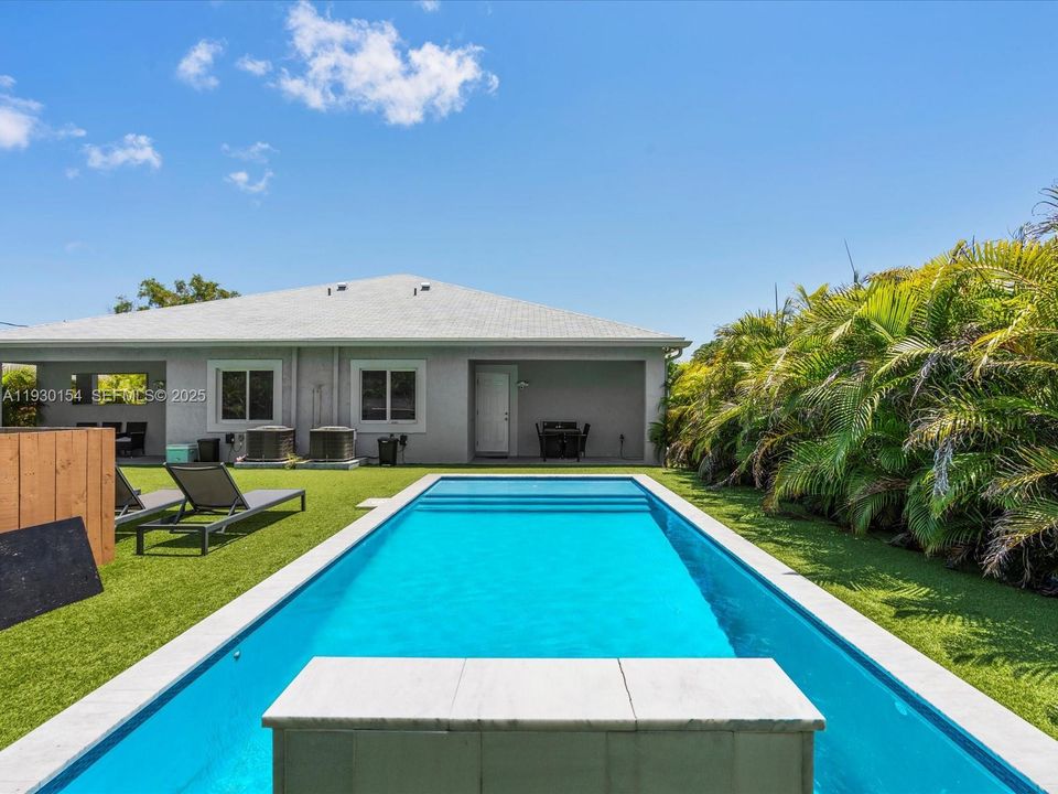 For Sale: $1,150,000 (0 beds, 0 baths, 2504 Square Feet)