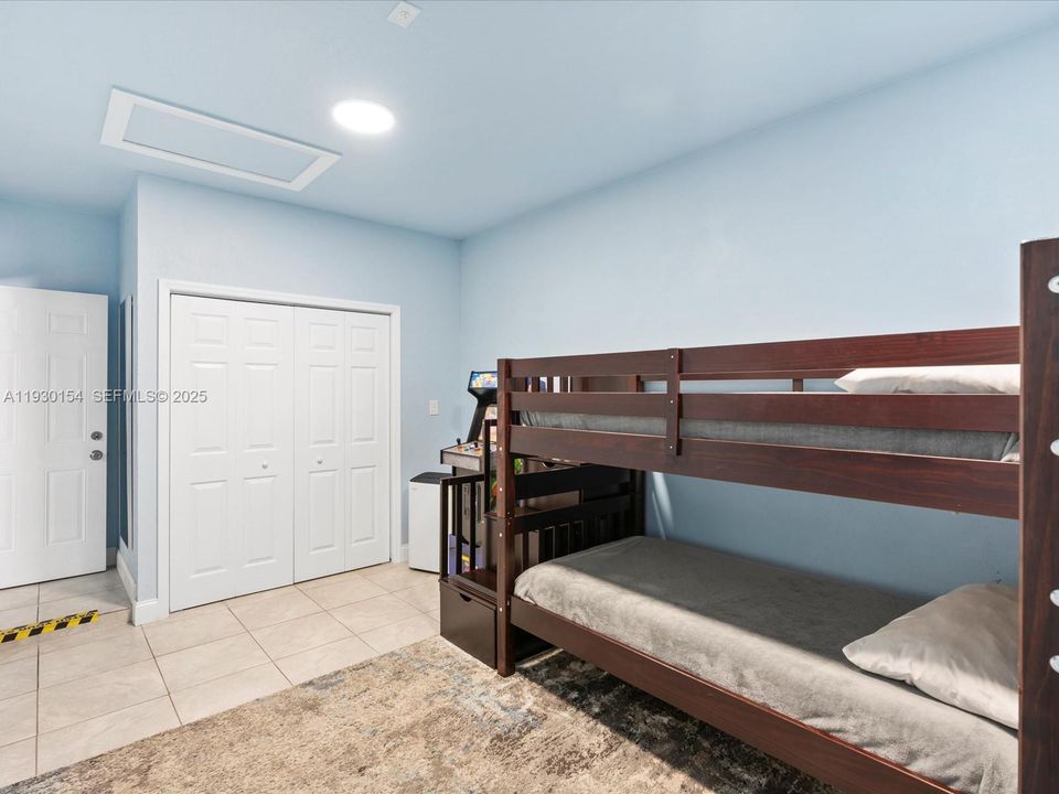 For Sale: $1,150,000 (0 beds, 0 baths, 2504 Square Feet)