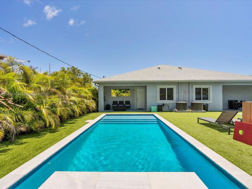 For Sale: $1,150,000 (0 beds, 0 baths, 2504 Square Feet)