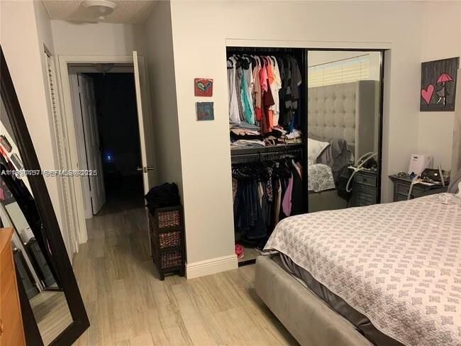 For Rent: $2,200 (2 beds, 1 baths, 804 Square Feet)