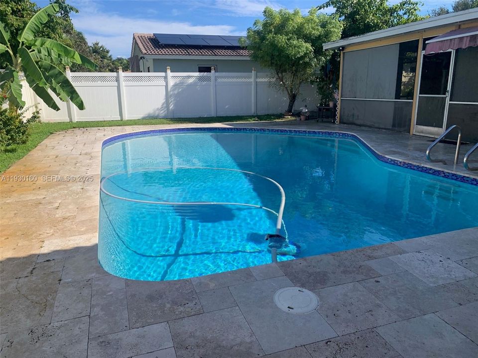 For Sale: $625,000 (4 beds, 2 baths, 1923 Square Feet)