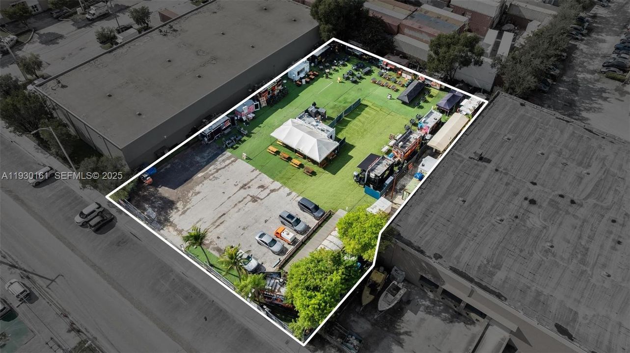 出租: $30,000 (0 贝兹, 0 浴室, 0 平方英尺)