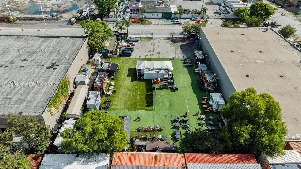 出租: $30,000 (0 贝兹, 0 浴室, 0 平方英尺)