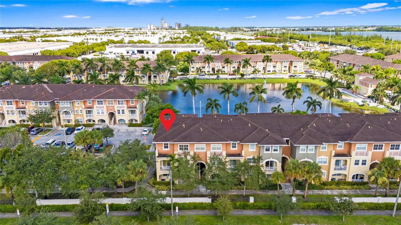 En Renta: $2,480 (3 camas, 2 baños, 1123 Pies cuadrados)