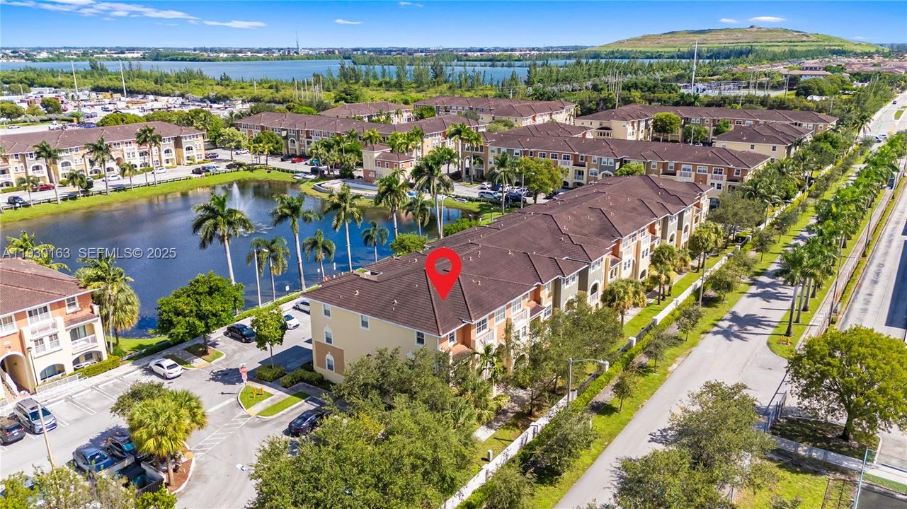 En Renta: $2,480 (3 camas, 2 baños, 1123 Pies cuadrados)