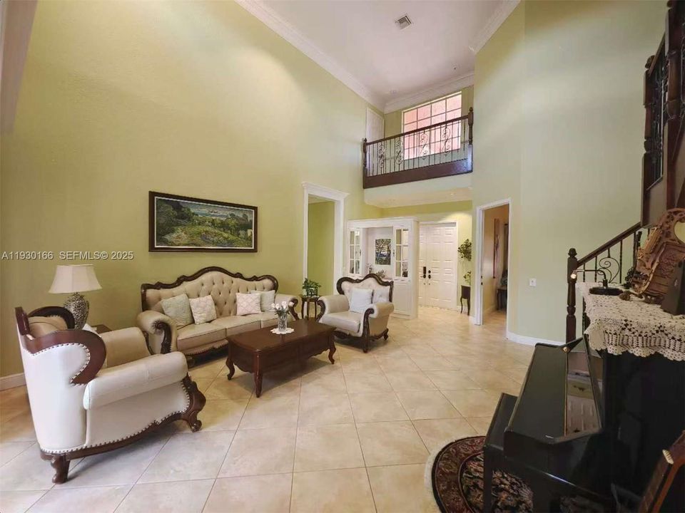 For Sale: $1,688,000 (6 beds, 4 baths, 4457 Square Feet)