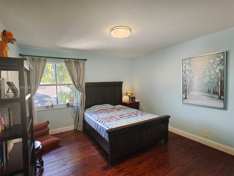 For Sale: $1,688,000 (6 beds, 4 baths, 4457 Square Feet)