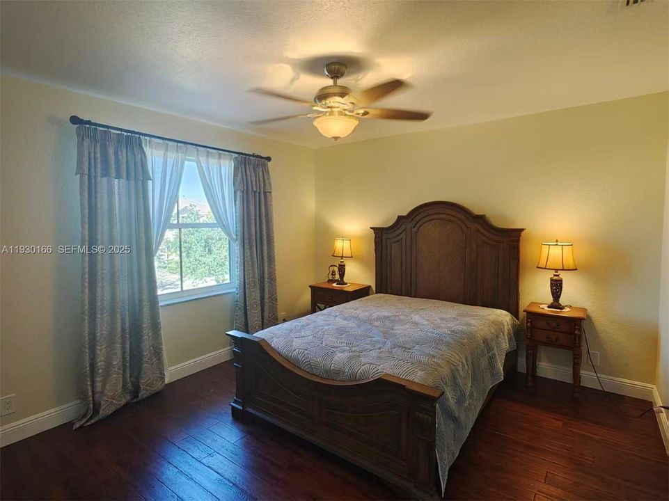 For Sale: $1,688,000 (6 beds, 4 baths, 4457 Square Feet)