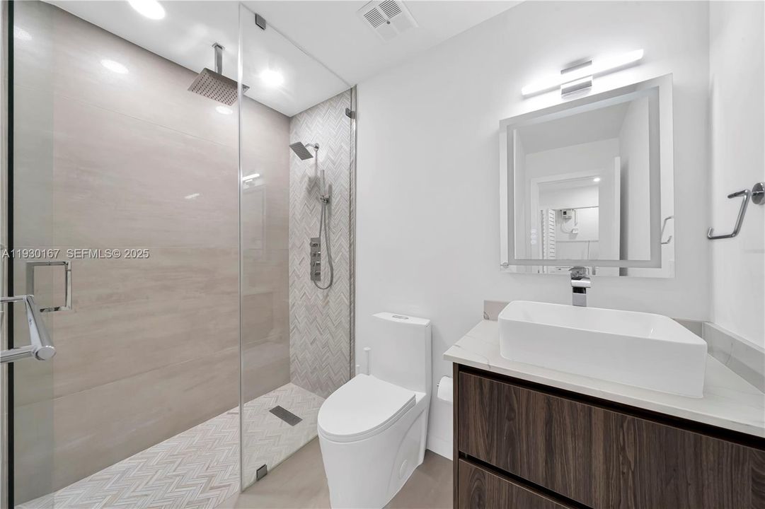 For Rent: $3,900 (3 beds, 2 baths, 1510 Square Feet)