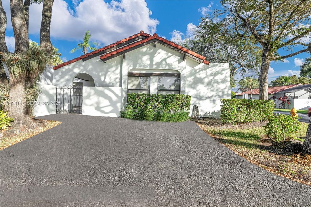 For Rent: $3,900 (3 beds, 2 baths, 1510 Square Feet)