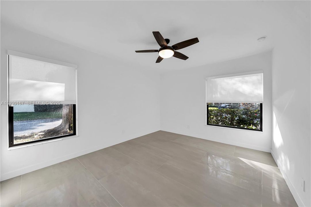 For Rent: $3,900 (3 beds, 2 baths, 1510 Square Feet)