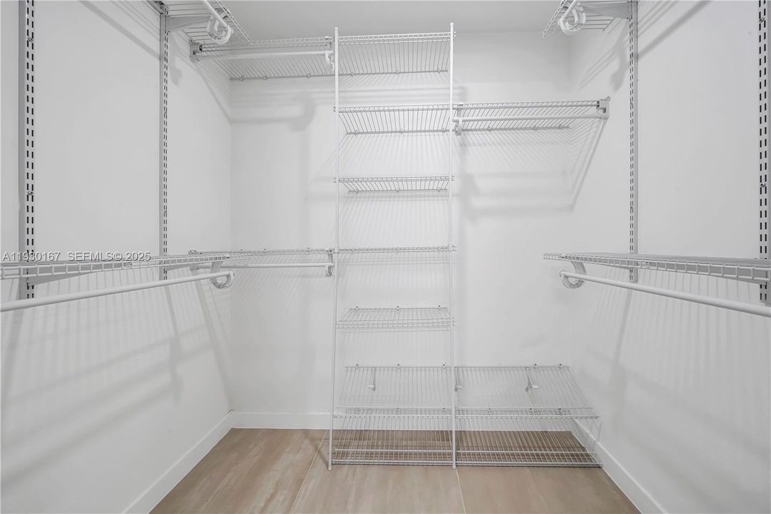 For Rent: $3,900 (3 beds, 2 baths, 1510 Square Feet)