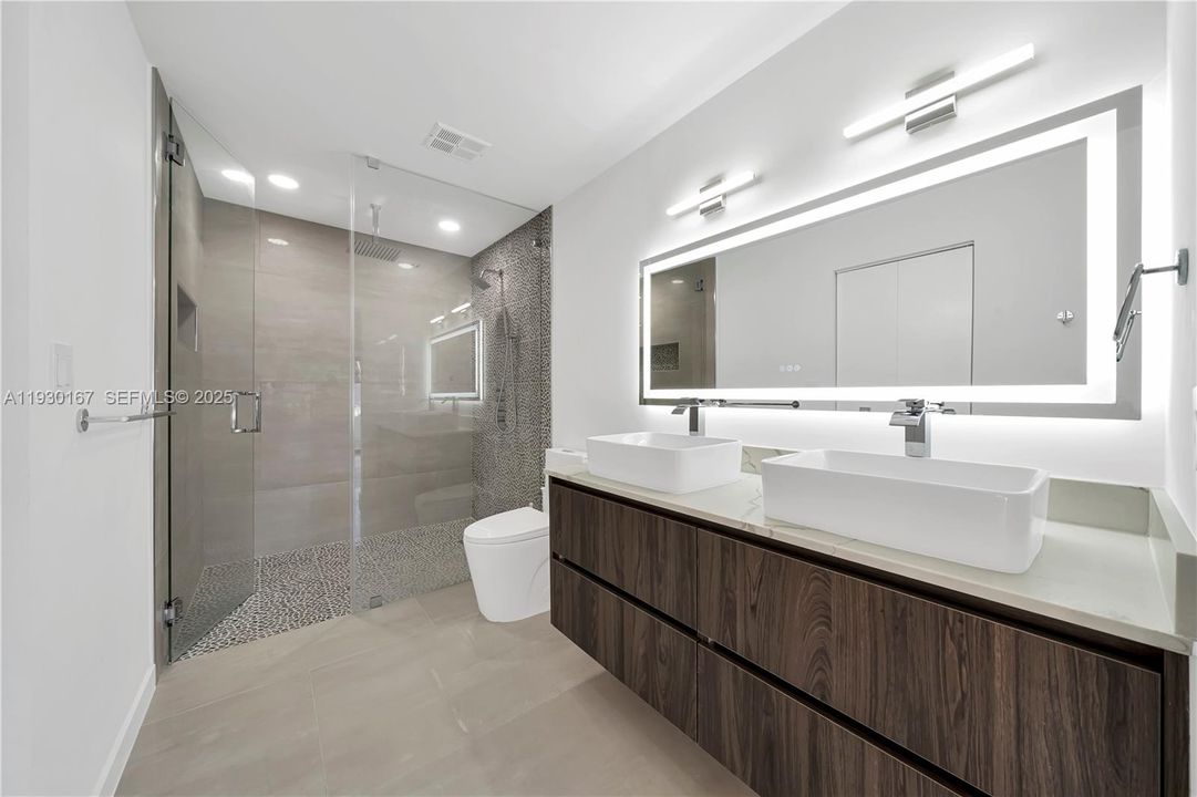 For Rent: $3,900 (3 beds, 2 baths, 1510 Square Feet)