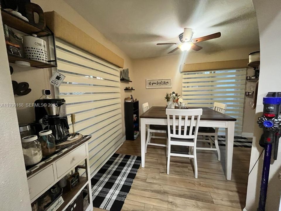 En Renta: $3,300 (3 camas, 2 baños, 1591 Pies cuadrados)