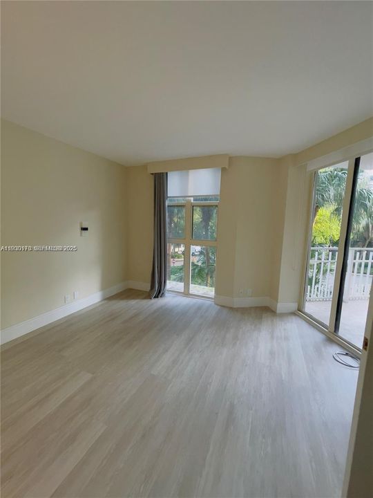 For Rent: $3,350 (2 beds, 2 baths, 1312 Square Feet)