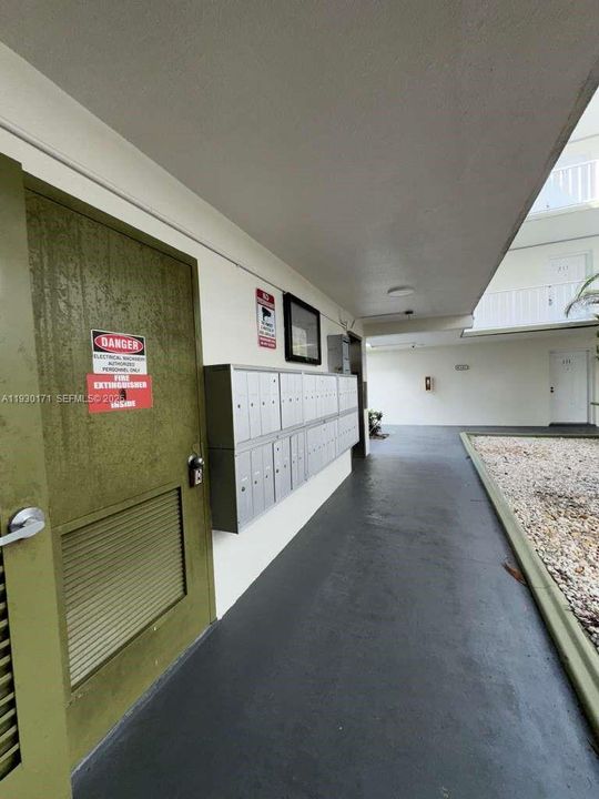 В аренду: $1,950 (2 спален, 2 ванн, 944 Квадратных фут)