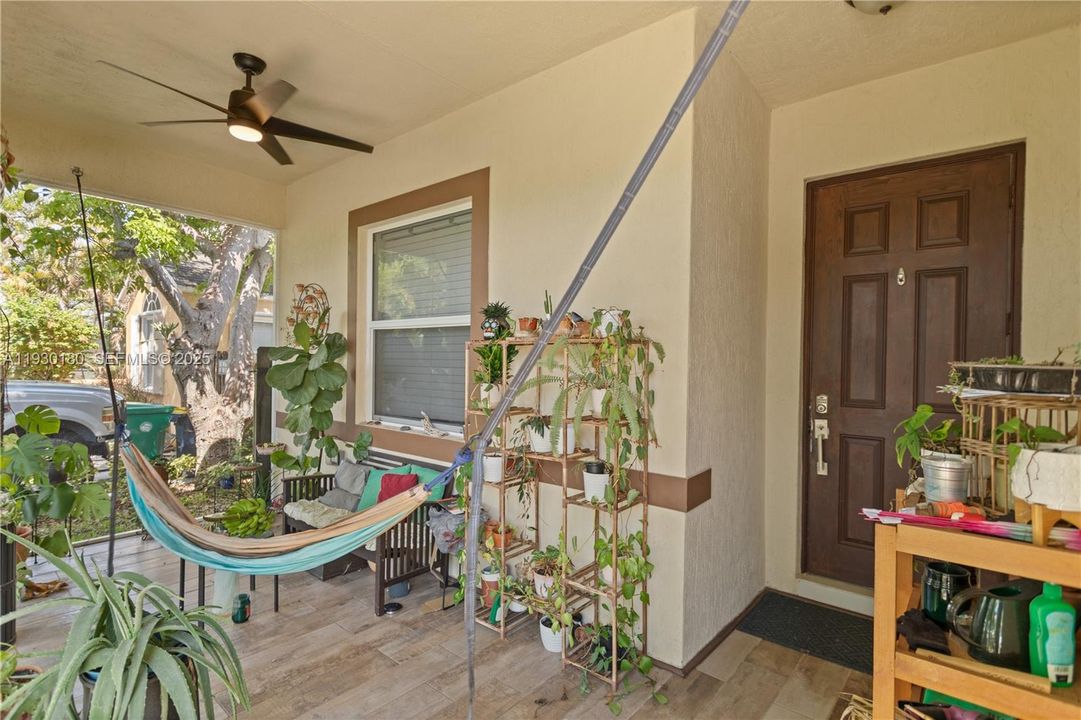 For Sale: $615,000 (3 beds, 2 baths, 1764 Square Feet)