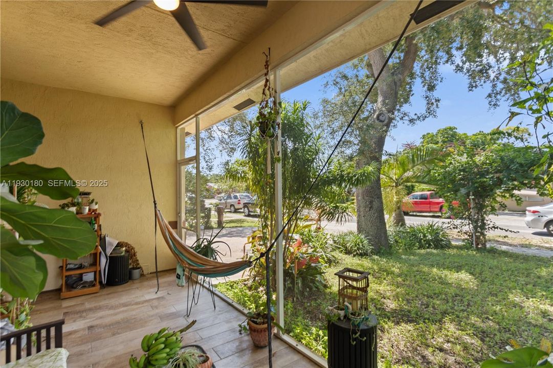 For Sale: $615,000 (3 beds, 2 baths, 1764 Square Feet)