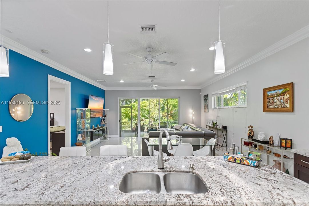 For Sale: $615,000 (3 beds, 2 baths, 1764 Square Feet)