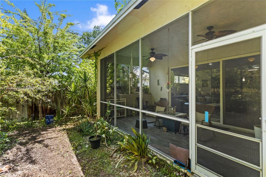 For Sale: $615,000 (3 beds, 2 baths, 1764 Square Feet)