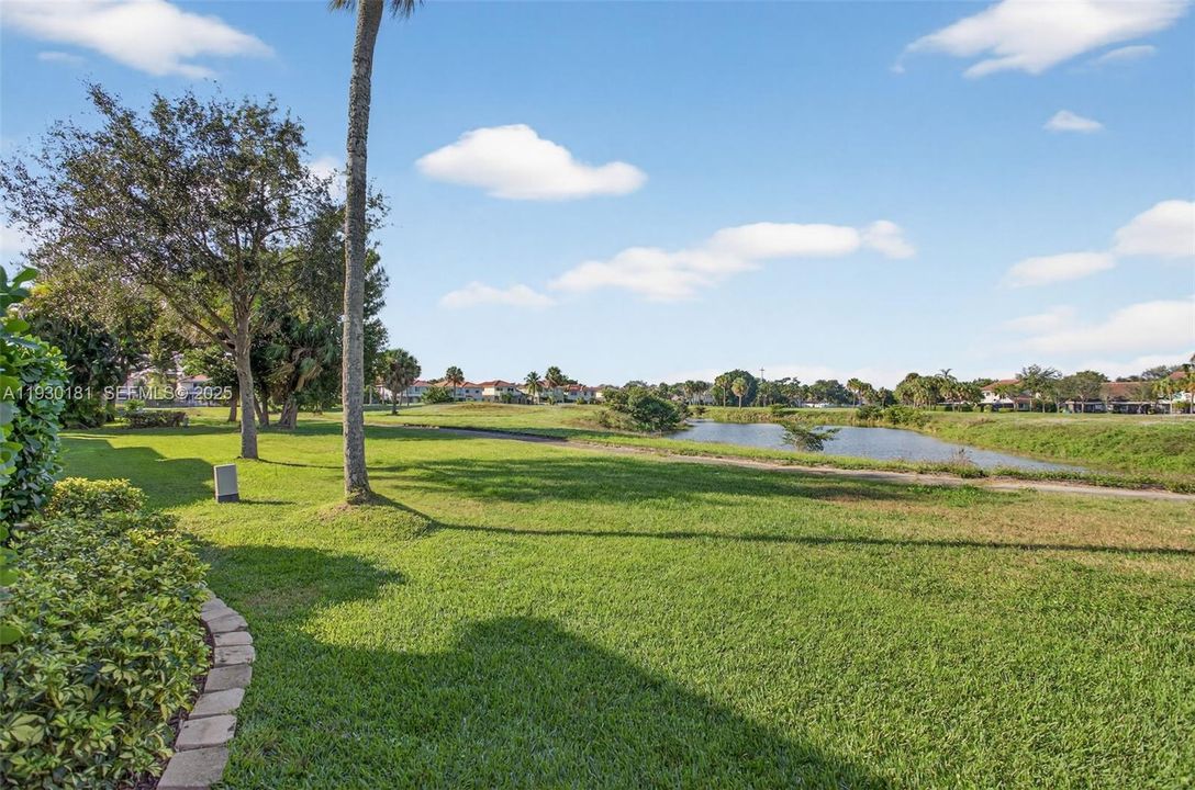 待售: $400,000 (2 贝兹, 2 浴室, 1238 平方英尺)