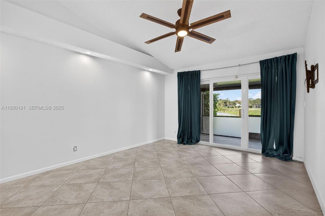 待售: $400,000 (2 贝兹, 2 浴室, 1238 平方英尺)