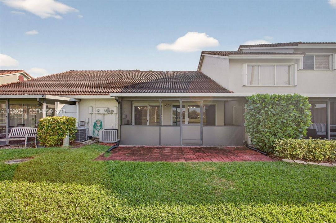 待售: $400,000 (2 贝兹, 2 浴室, 1238 平方英尺)