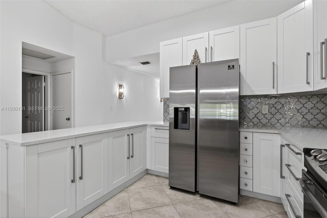 待售: $400,000 (2 贝兹, 2 浴室, 1238 平方英尺)