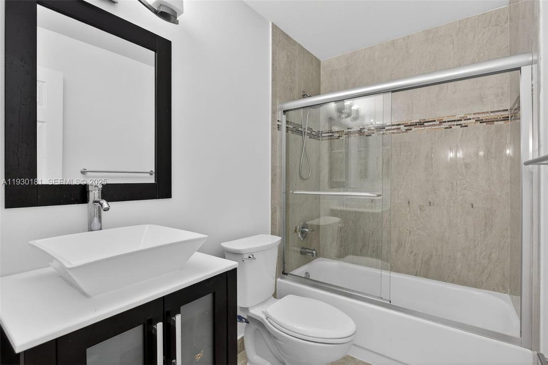 待售: $400,000 (2 贝兹, 2 浴室, 1238 平方英尺)