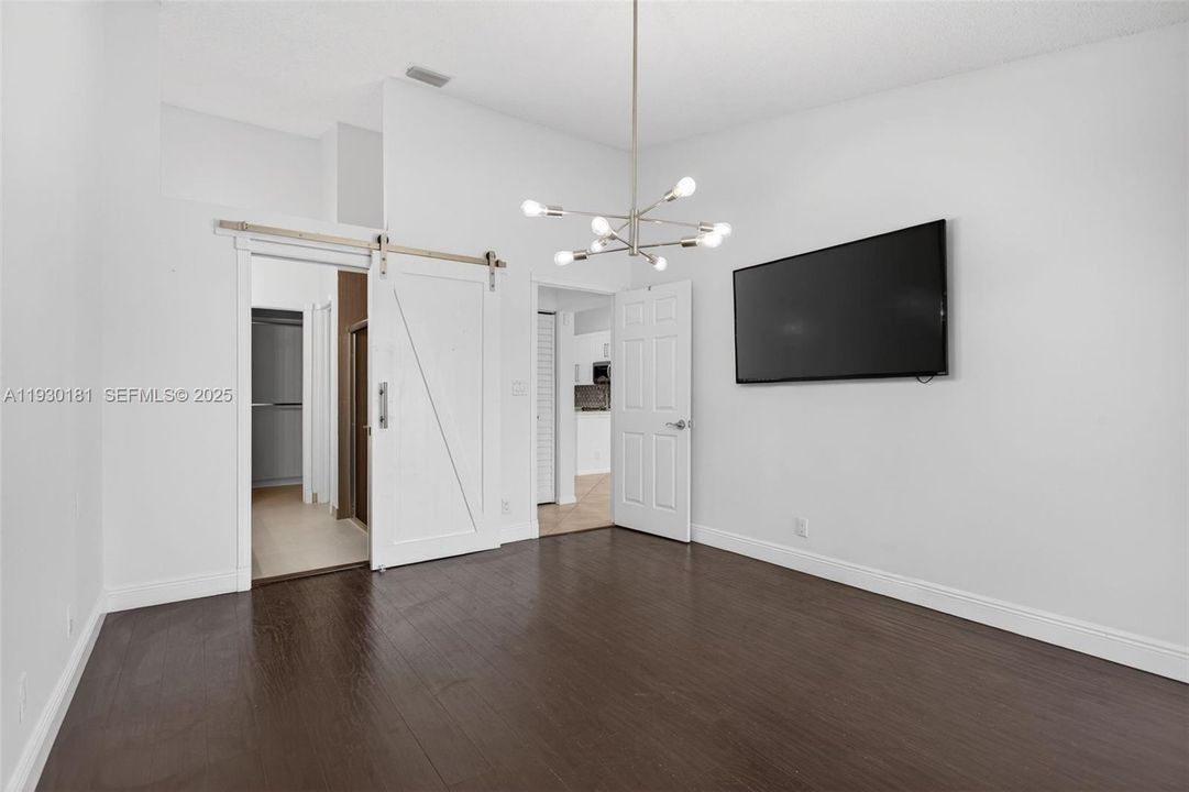 待售: $400,000 (2 贝兹, 2 浴室, 1238 平方英尺)