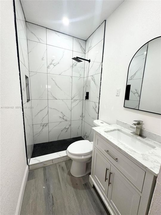 待售: $599,000 (3 贝兹, 1 浴室, 1318 平方英尺)