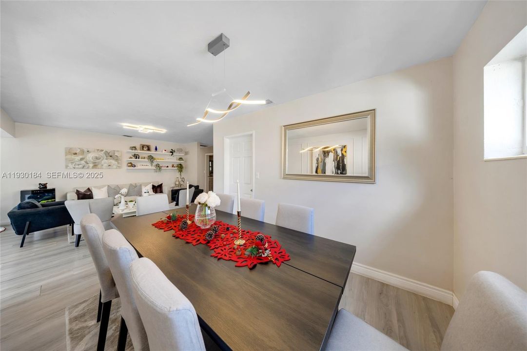 For Sale: $649,000 (4 beds, 3 baths, 1533 Square Feet)