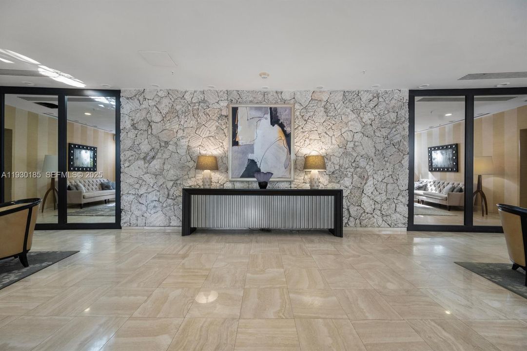 For Rent: $5,700 (2 beds, 2 baths, 1855 Square Feet)