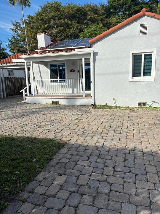 En Renta: $3,900 (2 camas, 1 baños, 1105 Pies cuadrados)