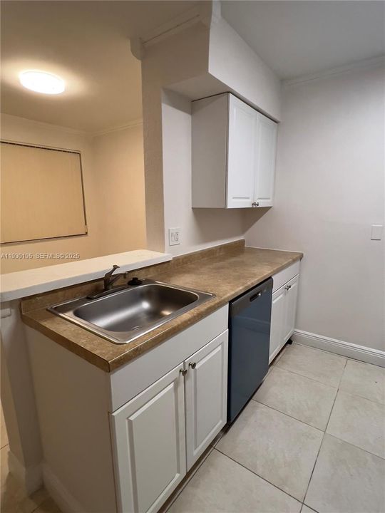 В аренду: $1,754 (1 спален, 1 ванн, 844 Квадратных фут)