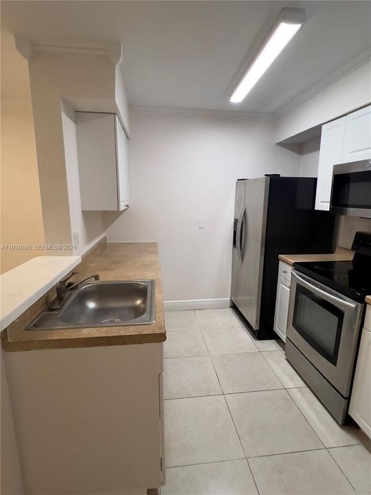 В аренду: $1,754 (1 спален, 1 ванн, 844 Квадратных фут)