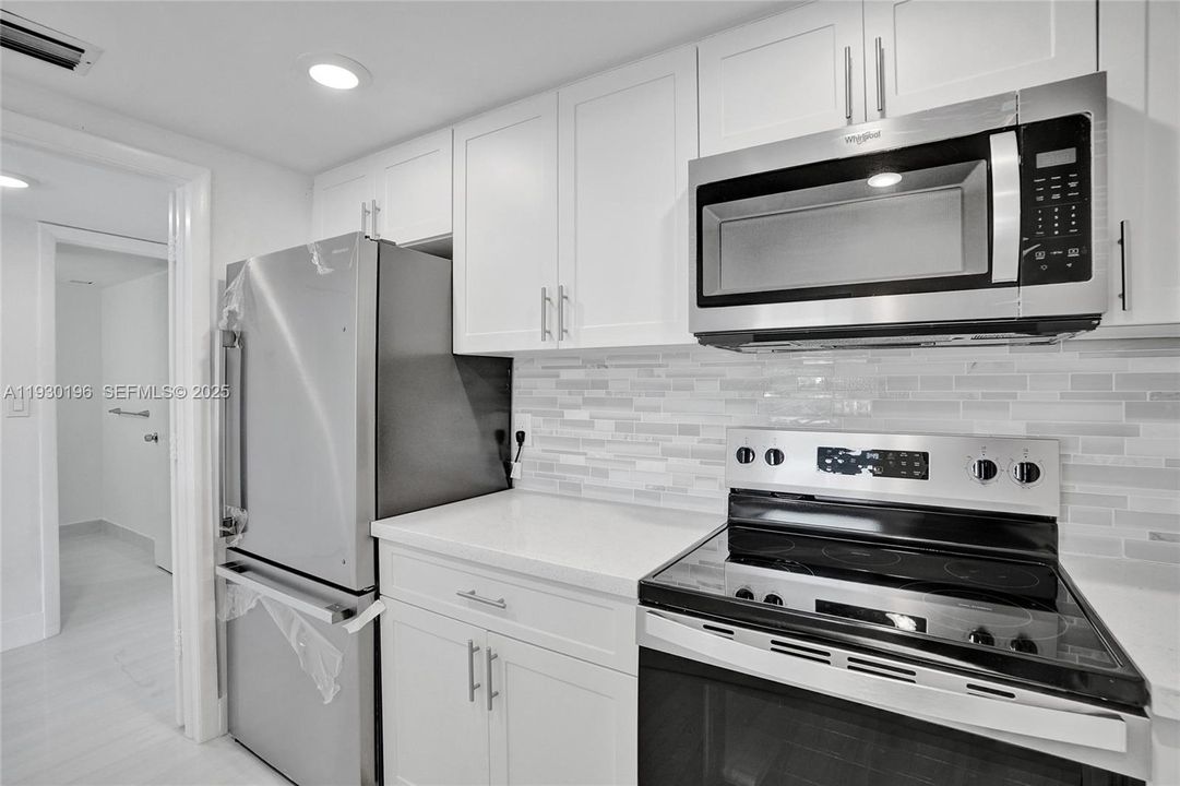 В аренду: $1,700 (1 спален, 1 ванн, 783 Квадратных фут)