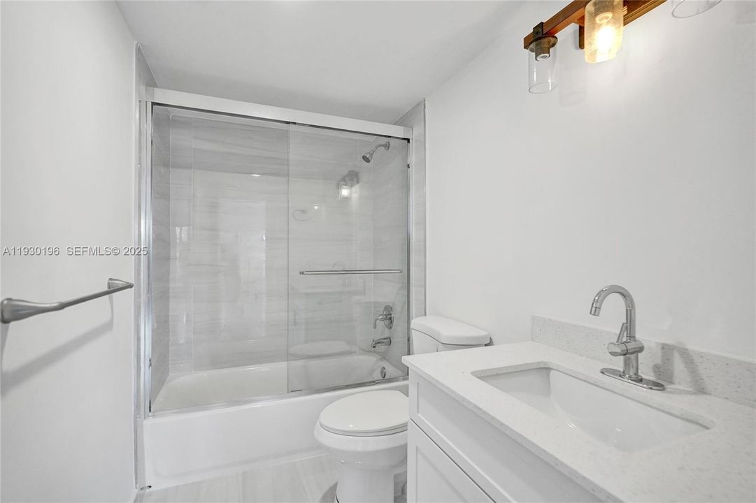 В аренду: $1,700 (1 спален, 1 ванн, 783 Квадратных фут)