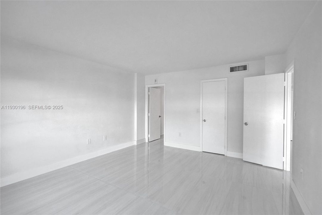 В аренду: $1,700 (1 спален, 1 ванн, 783 Квадратных фут)