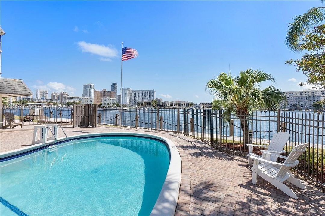 En Renta: $2,200 (1 camas, 1 baños, 806 Pies cuadrados)