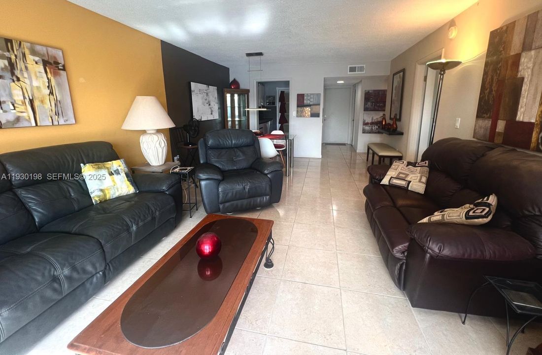 En Renta: $2,200 (1 camas, 1 baños, 806 Pies cuadrados)