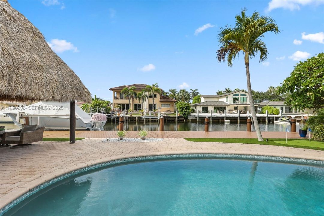 For Sale: $1,699,000 (3 beds, 3 baths, 1790 Square Feet)