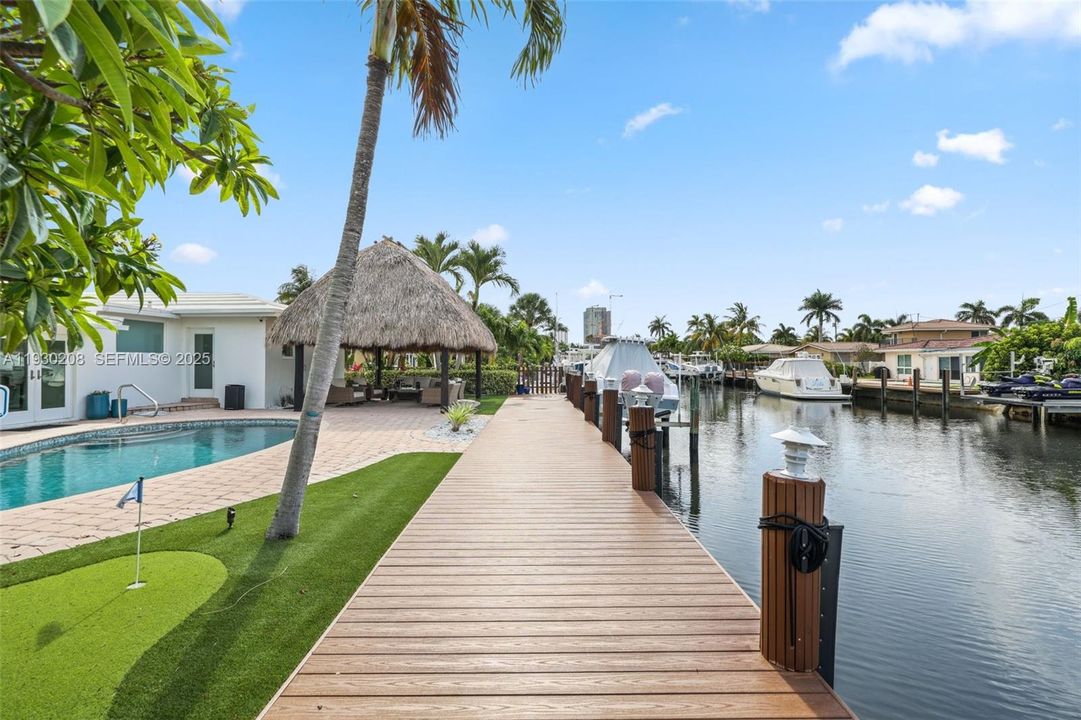 For Sale: $1,699,000 (3 beds, 3 baths, 1790 Square Feet)