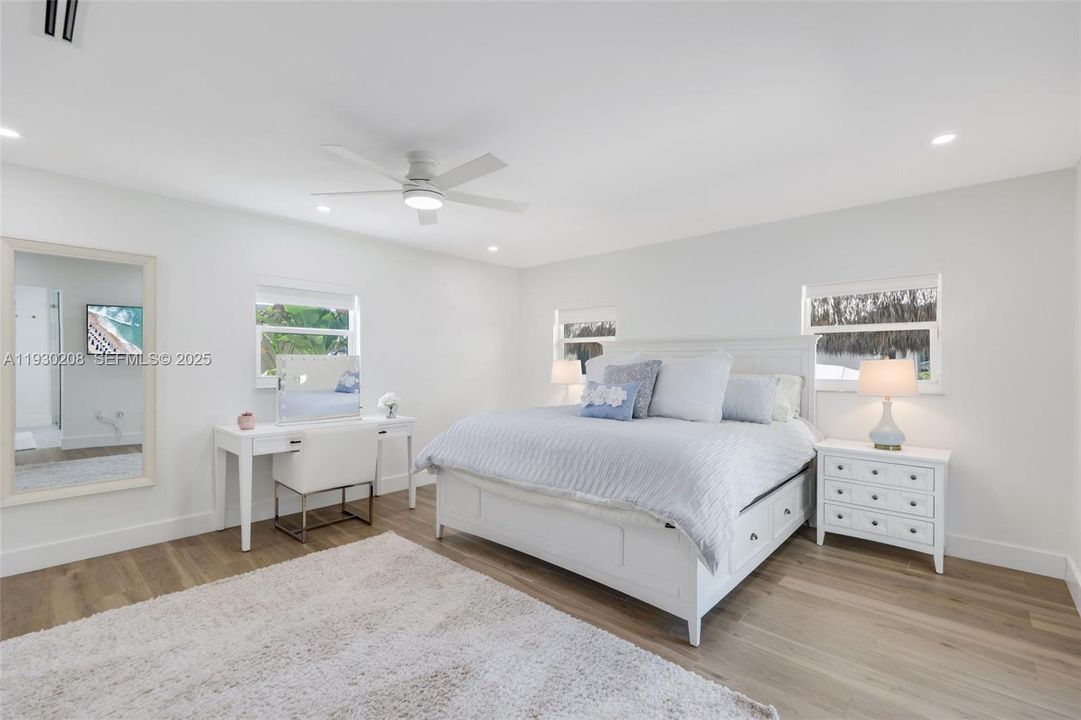 For Sale: $1,699,000 (3 beds, 3 baths, 1790 Square Feet)