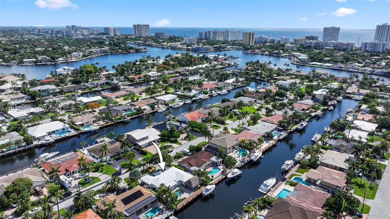 For Sale: $1,699,000 (3 beds, 3 baths, 1790 Square Feet)