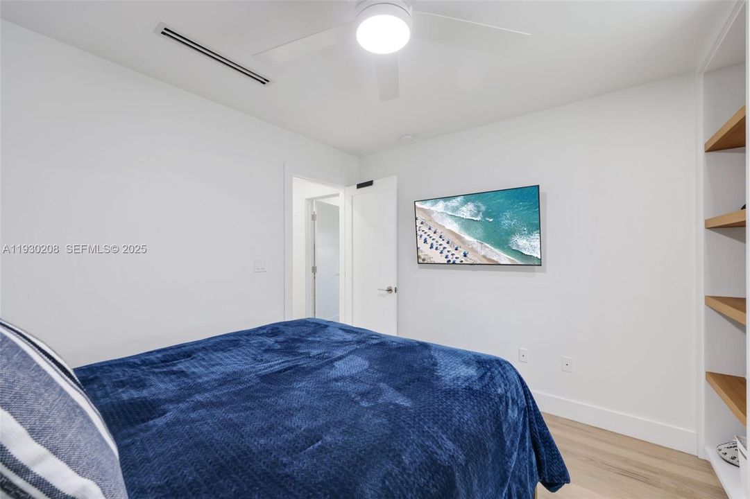 For Sale: $1,699,000 (3 beds, 3 baths, 1790 Square Feet)