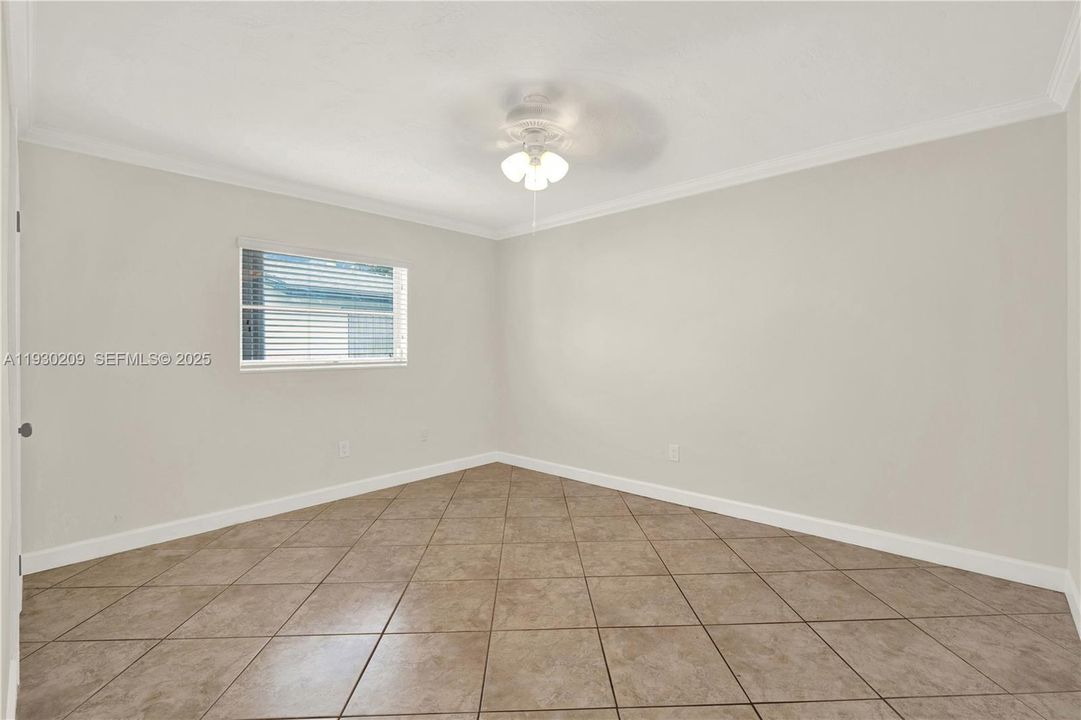 For Sale: $695,000 (4 beds, 3 baths, 1949 Square Feet)