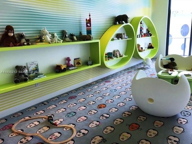 En Renta: $4,100 (2 camas, 2 baños, 944 Pies cuadrados)