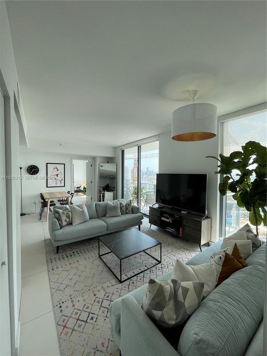 En Renta: $4,100 (2 camas, 2 baños, 944 Pies cuadrados)