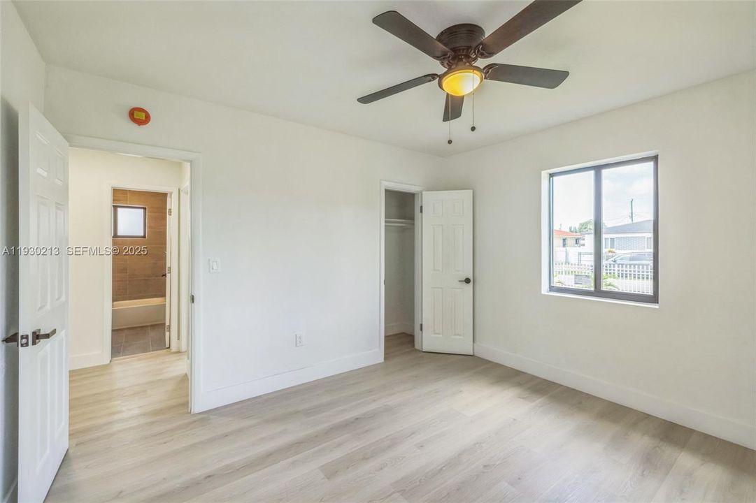 For Rent: $3,600 (4 beds, 2 baths, 1542 Square Feet)